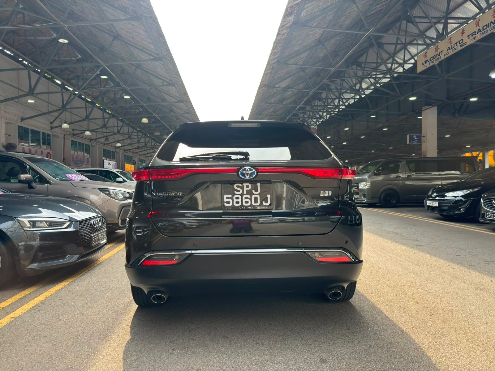 Toyota Harrier Hybrid 2.5G photo 5